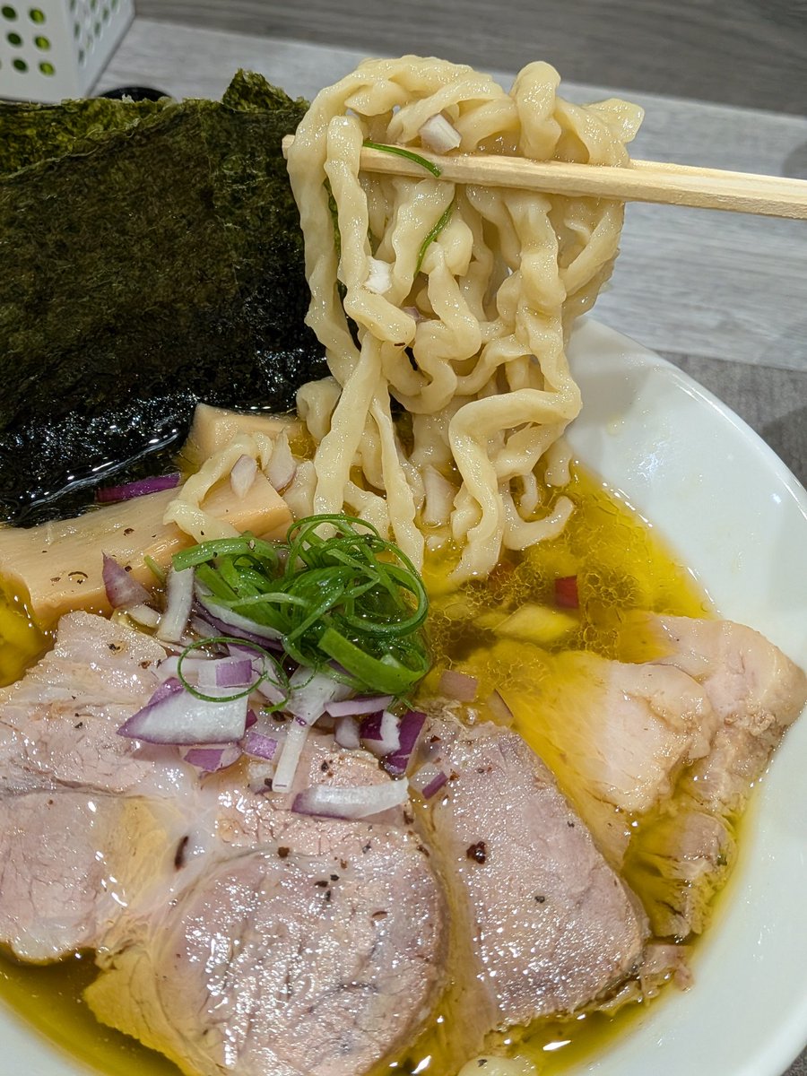 ら ー め ん！！！！！ 大 阪 ラ ー メ ン 日 記 ❤︎ (@zen.ramen98) • Instagram photos and