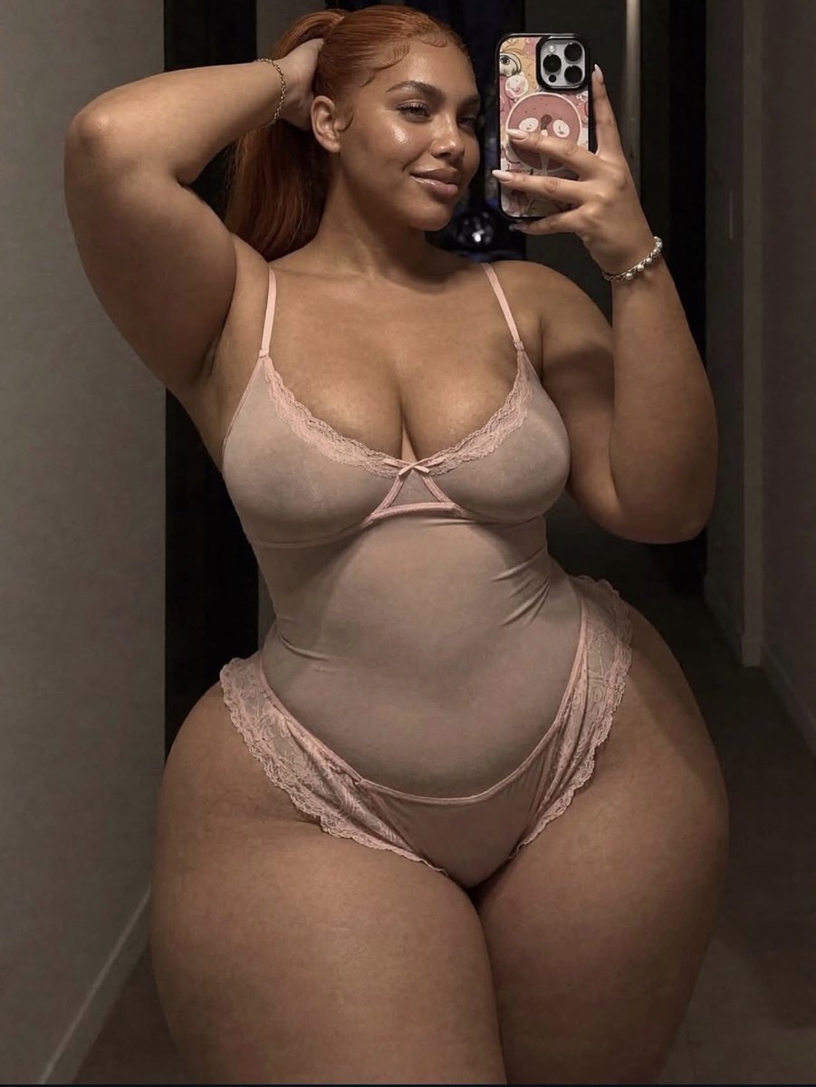 Women built like this have a special place in my heart 😩🤭😍