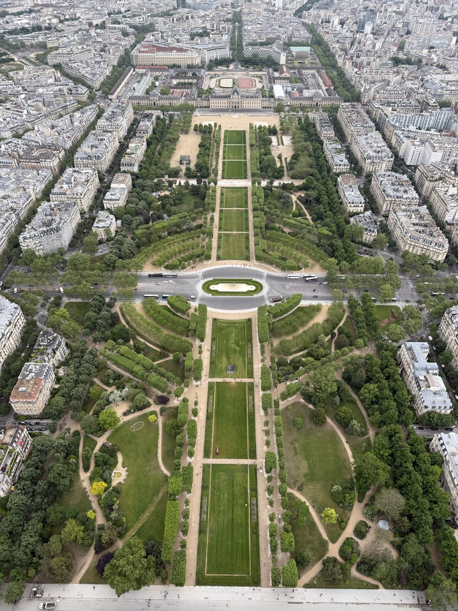 patrick4587's tweet photo. 🇫🇷 https://t.co/qArAgZtOn7