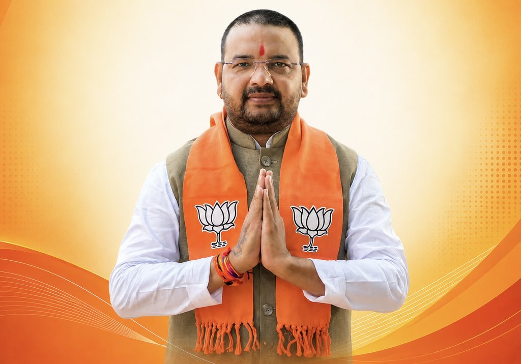 𝑽𝒂𝒓𝒔𝒉𝒂 𝑫𝒐𝒔𝒉𝒊🇮🇳 (Modi Ka Parivar) tweet media