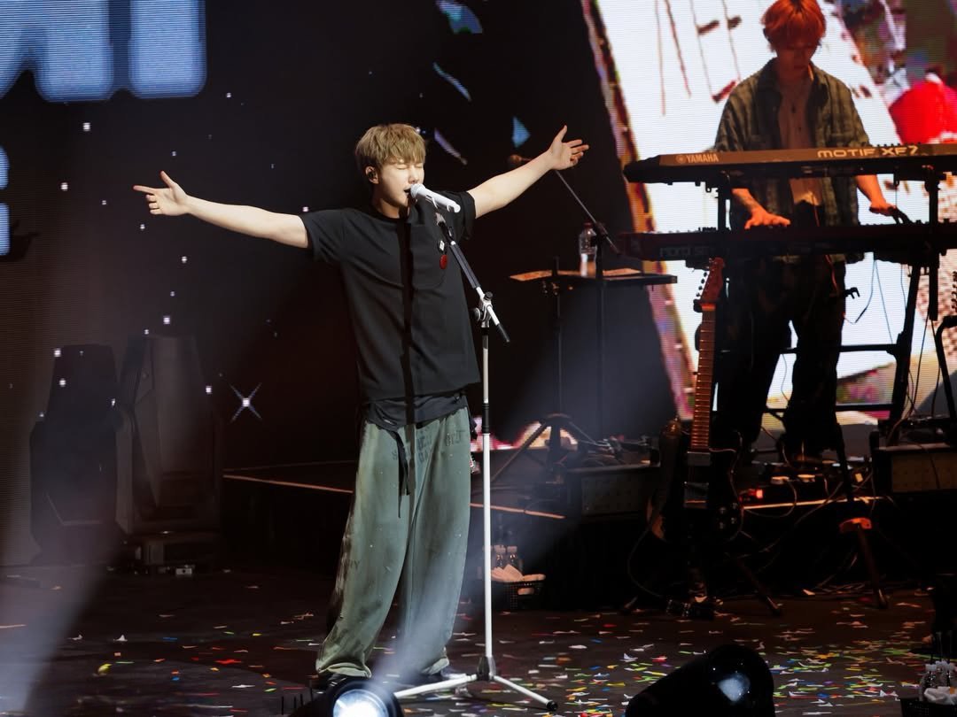 규지지 tweet media