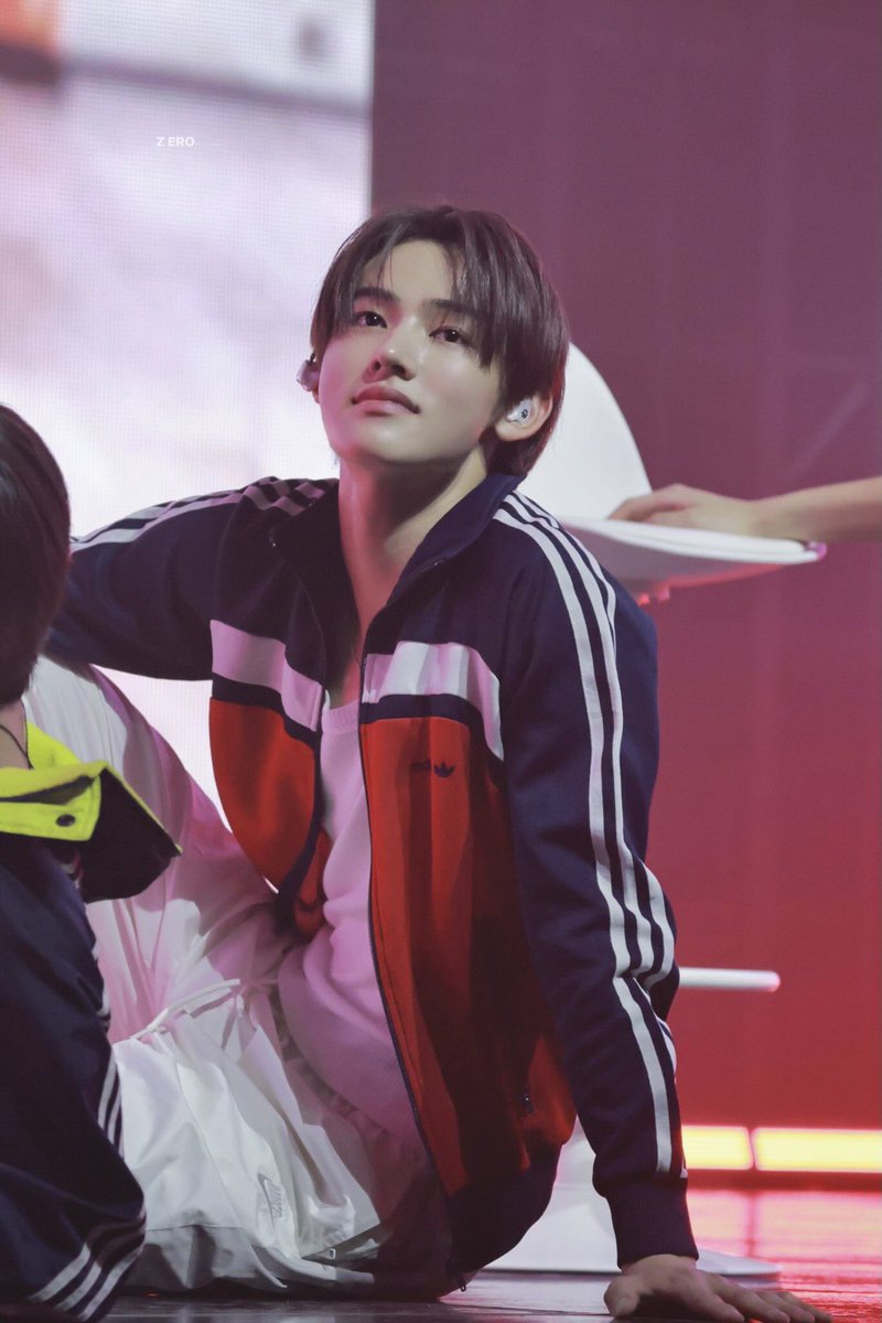 vyeom47's tweet photo. @eomlandvnfp2 So cuteeeeeee

SEONGHYEON TRIGGERS TNT ERA

#ACEOMonTNT
#SEONGHYEON #성현
#CORTIS_TNT https://t.co/3VpavNQTan