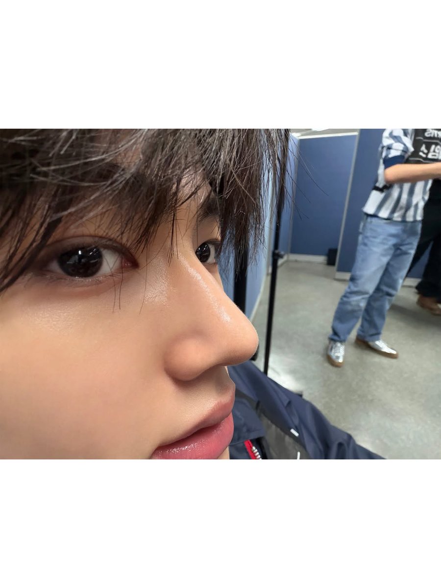 순간의 엄성현 tweet media