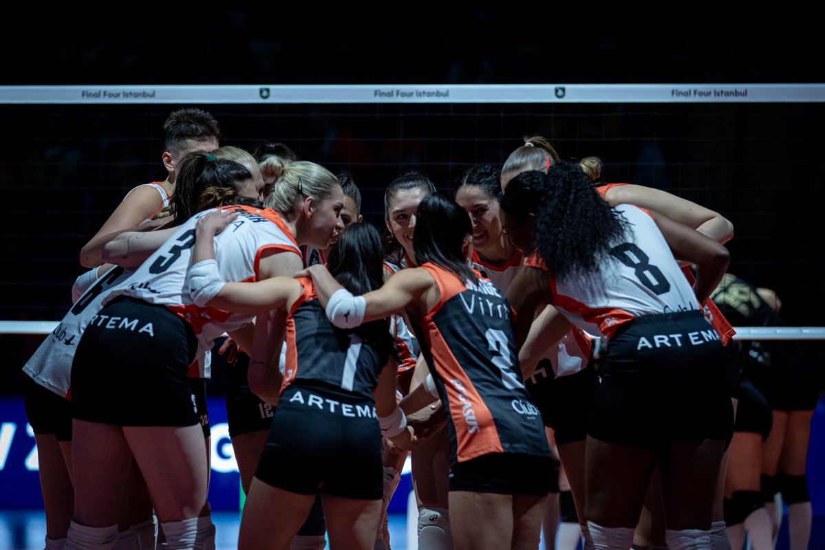 Eczacıbaşı Spor Kulübü tweet media