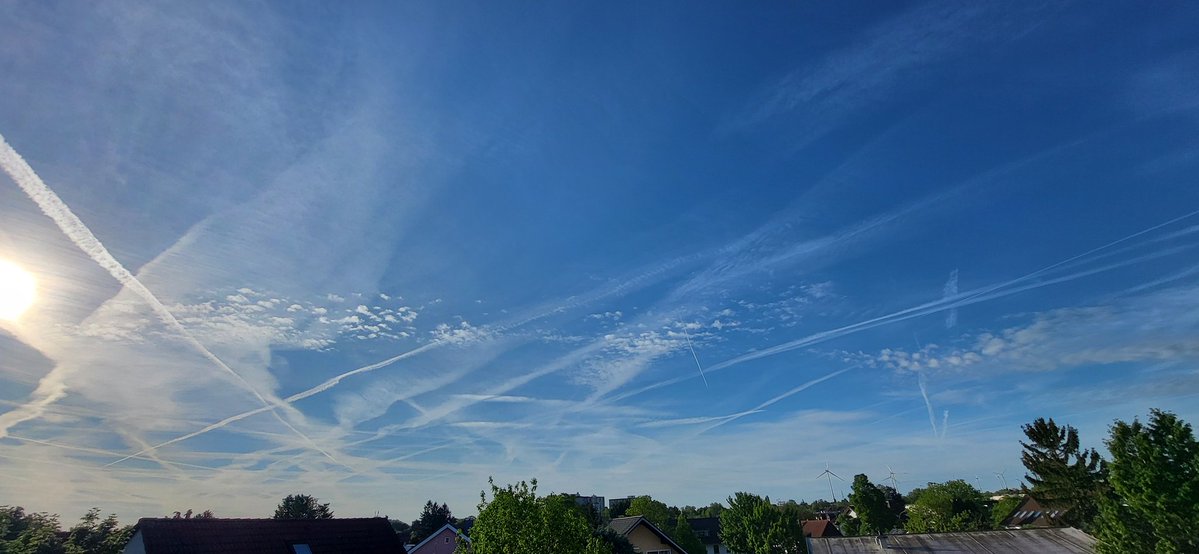 JShaft5's tweet image. Uff der Ebsch Seit aach!

#SAI
#chemtrails