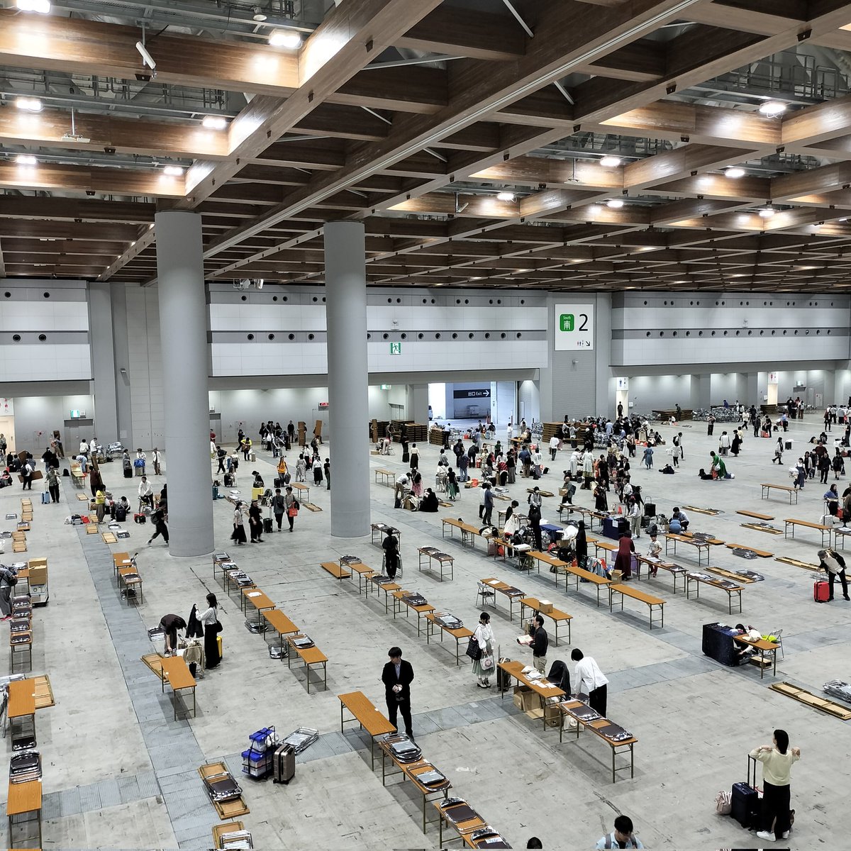 hirolynne's tweet photo. #文学フリマ東京42 無事終了して撤収いたしました。今回も多くのお客様にご来場いただきました。
本当に嬉しかったです。
ご来場いただいたお客様、私のブースに立ち寄っていただいたお客様、私の作る旅豆本をご購入いただいたお客様に御礼申し上げます。
誠にありがとうございました。 https://t.co/3YA6pZ7WOS