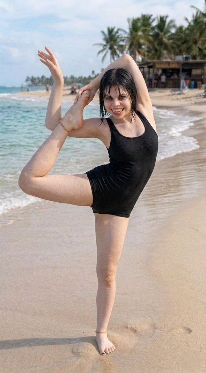 AliceLuan97030's tweet photo. Sun-kissed but still soulless. 🦇🖤 Even the brightest day can’t hide my dark side... or how flexible I am. 🌊⛓️
Careful, I’ve got a bit of a bite. 😉🩸 Check the link in my bio to see the view from the other side. 🕸️✨
#BeachGoth #VampireVibes #AltModel #Flexibility #GothGirl https://t.co/9rJFzMUcH4