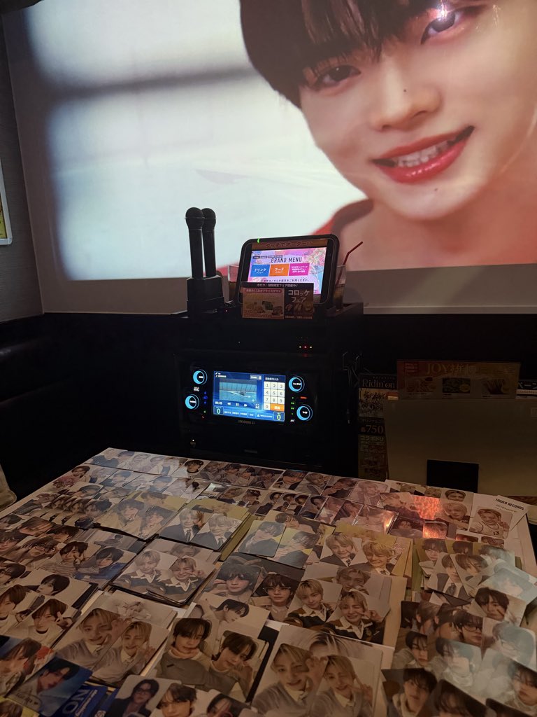 모모 tweet media