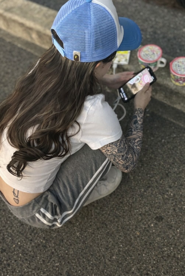 りの tweet media