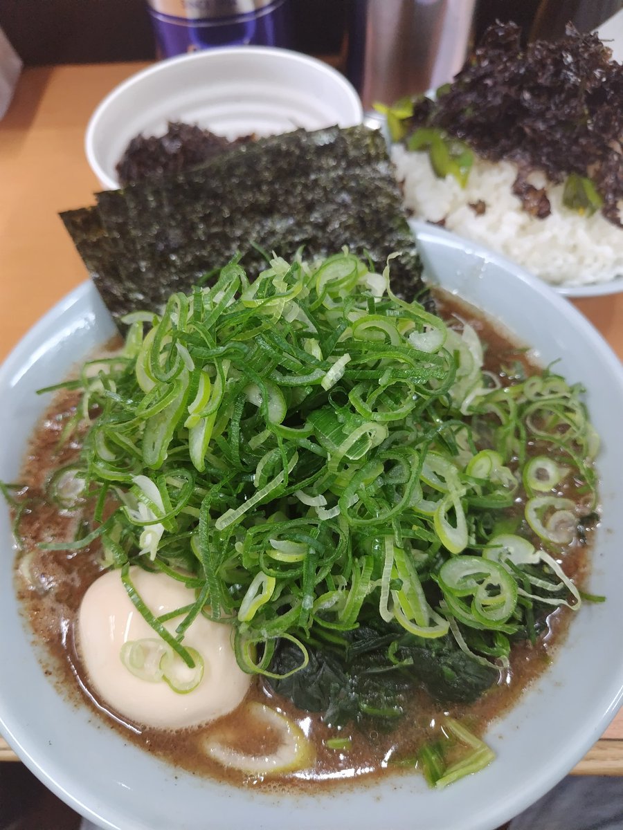 呑み助マシマシ tweet media