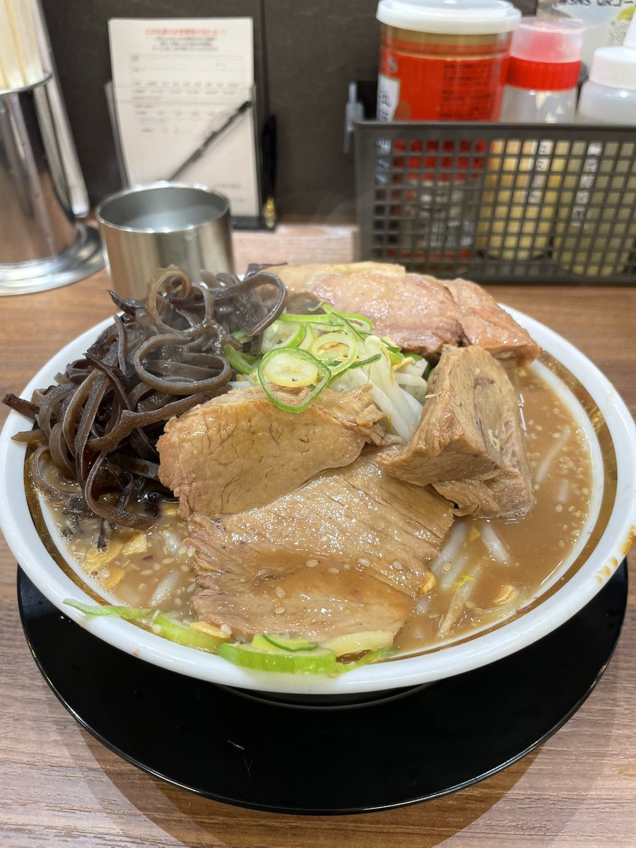 ぐば〜ン🔥🤤🔥リャマ🦙の飼育員🍪 tweet media