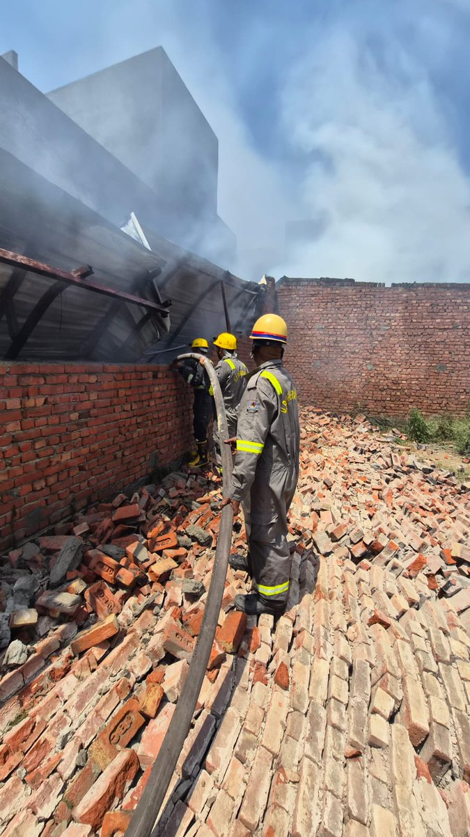 Meerut Fire & Emergency Services tweet media