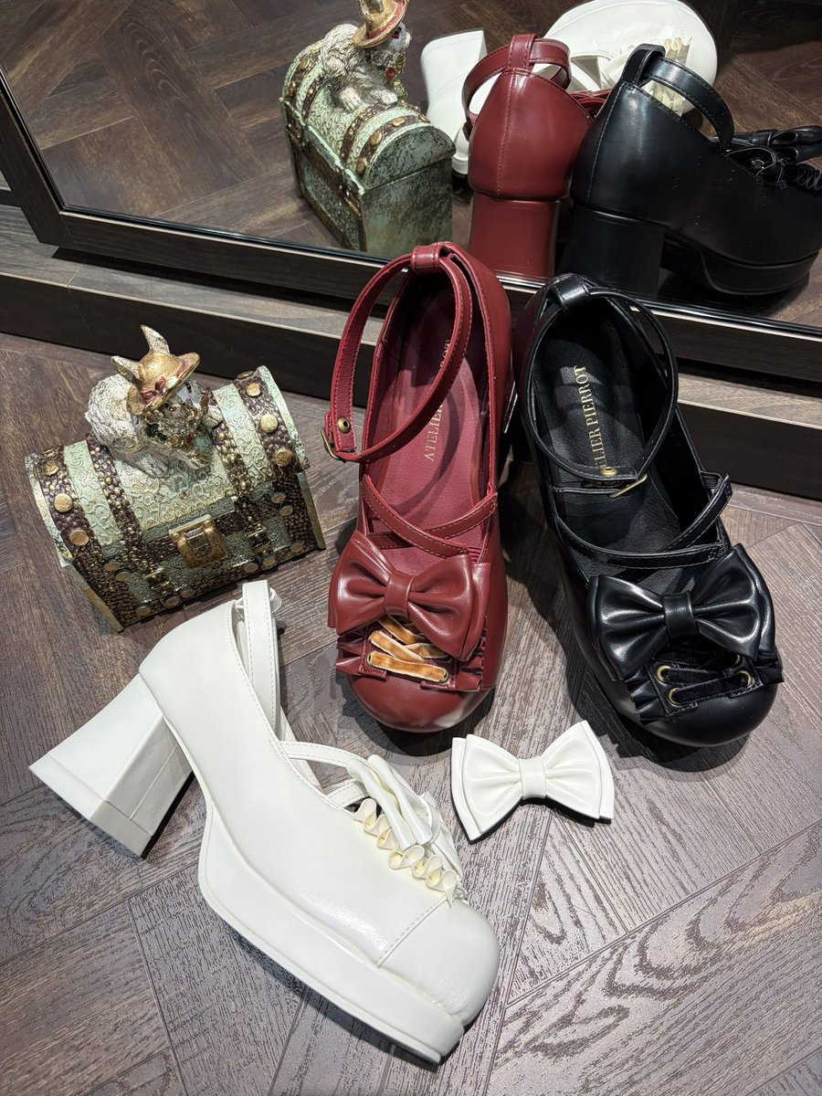 🎀おすすめシューズ🎀 【ATELIER PIERROT】 Enchanted Corset Pumps