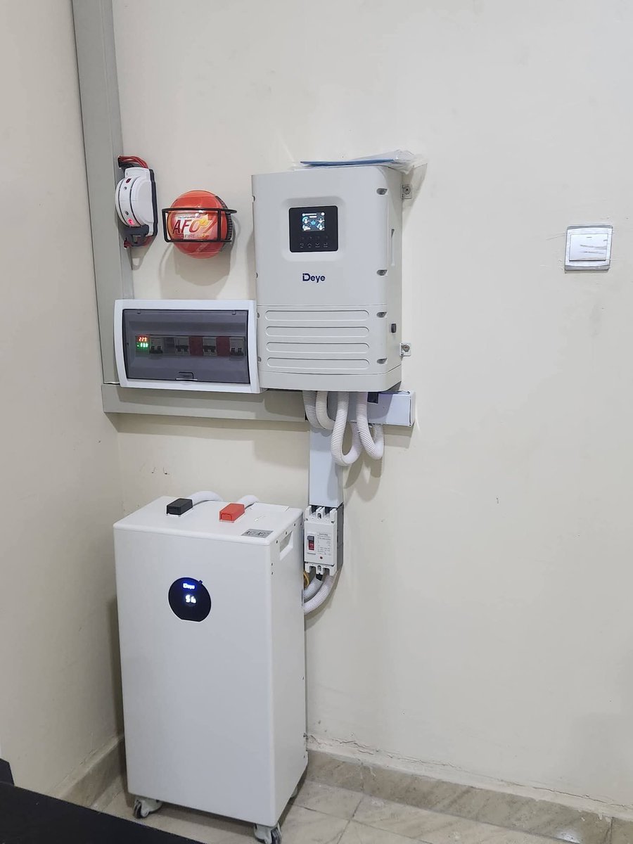 Generator fuel at ₦1,200+/litre is draining pockets daily ⚠️
One Lagos home switched to solar for under ₦6M — now they enjoy silent, 24/7 power with zero fuel stress ☀️🔋
No noise. No fumes. No rising fuel cost. How much are you spending on fuel every month?
#SolarEnergy