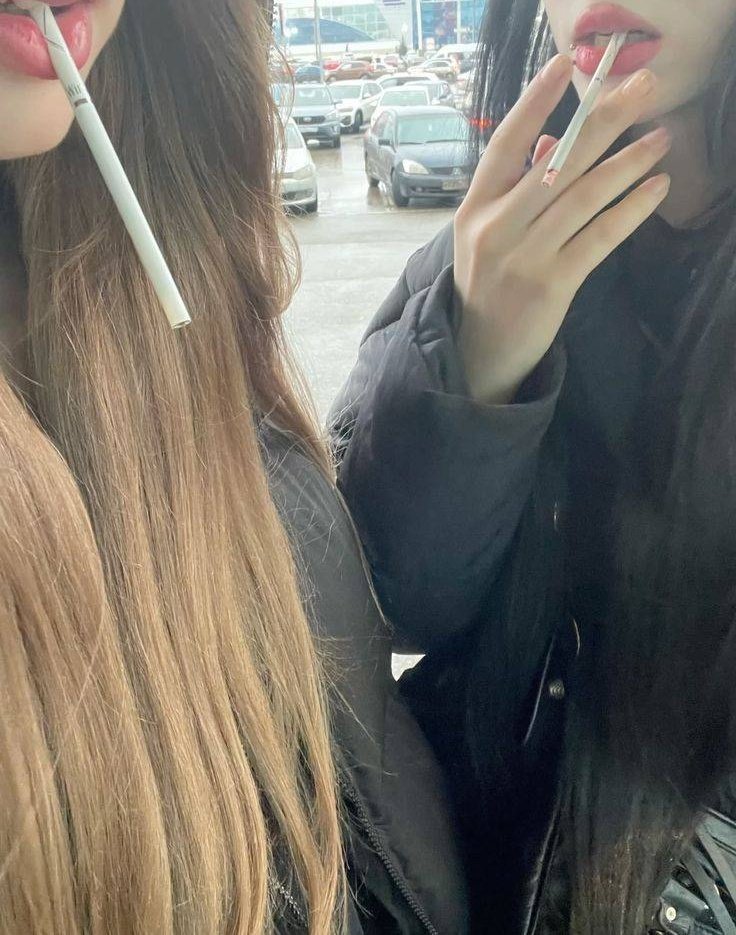Minami_d1's tweet photo. 灰皿募集💕口で受け���めろよ🖕
#崇韓　#マゾ https://t.co/dIRCAj0CDn