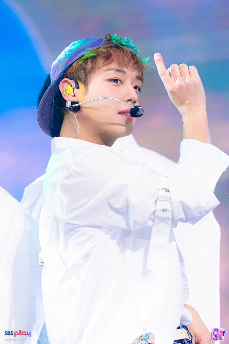 SBS 인기가요 (SBS Inkigayo) tweet media