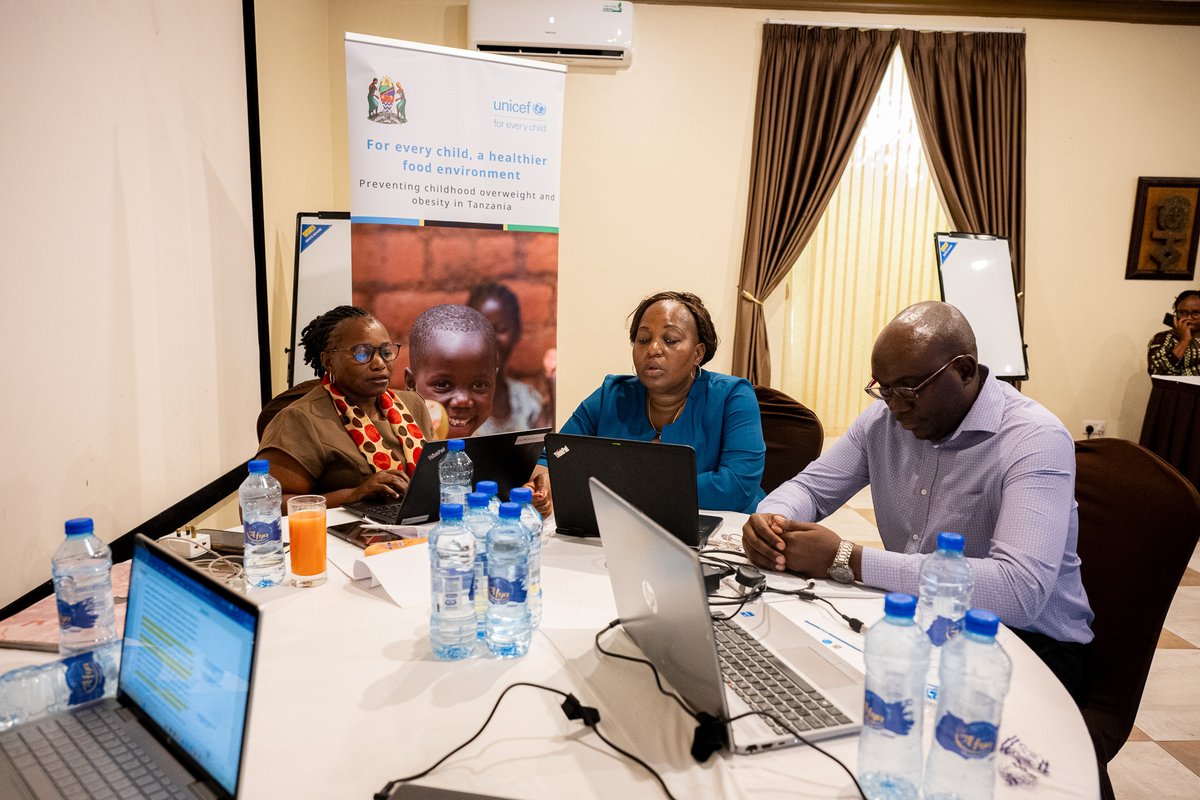 UNICEFTanzania's tweet photo. With support from the #GlobalThematicFund for Nutrition, @UNICEFTanzania &amp; @wizara_afyatz convened partners to validate Tanzania’s Nutrition Investment Case to prevent overweight &amp; obesity.
Strengthening evidence to create healthier food environments #ForEveryChild. https://t.co/X4vKr7QcUY