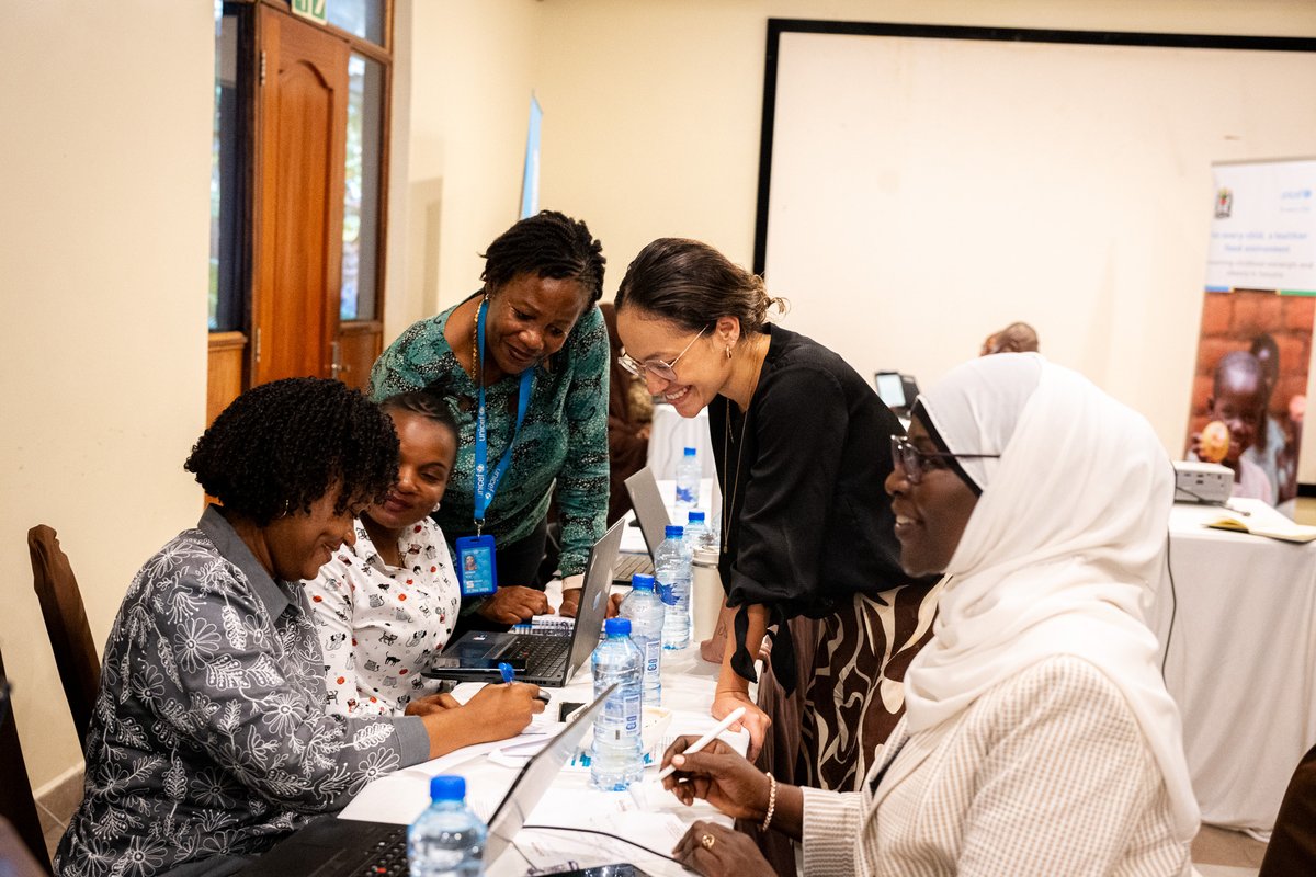 UNICEFTanzania's tweet photo. With support from the #GlobalThematicFund for Nutrition, @UNICEFTanzania &amp; @wizara_afyatz convened partners to validate Tanzania’s Nutrition Investment Case to prevent overweight &amp; obesity.
Strengthening evidence to create healthier food environments #ForEveryChild. https://t.co/X4vKr7QcUY