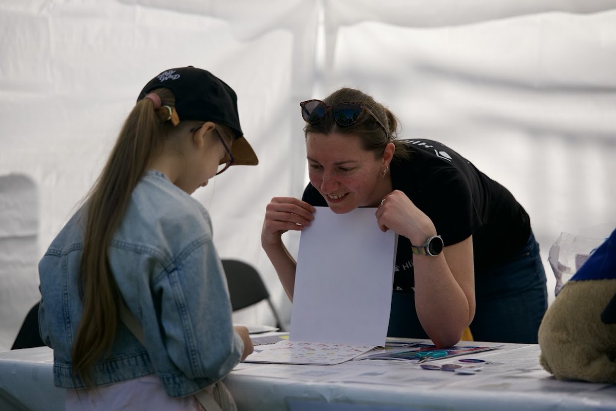 HlidacStatu's tweet photo. 🥳 Bylo to boží, tak příští rok zase! @unitedislands

💪 Kdo se za námi nestihl stavit na pokec, nemusíte smutnit - 23. června jsme i na festivalu Kreativní byrokracie. Máme pro vás připravené rovnou dva zajímavé workshopy, těšíme se na vás! https://t.co/Tca9toOmC0