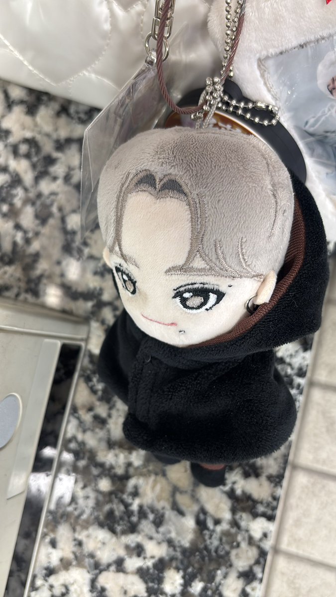 🧸 tweet media