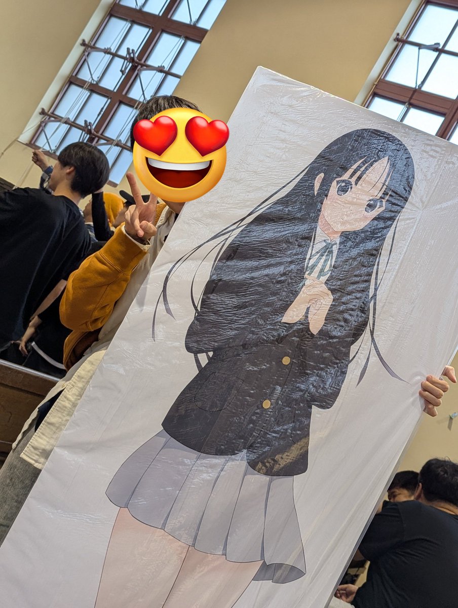 まなみ tweet media