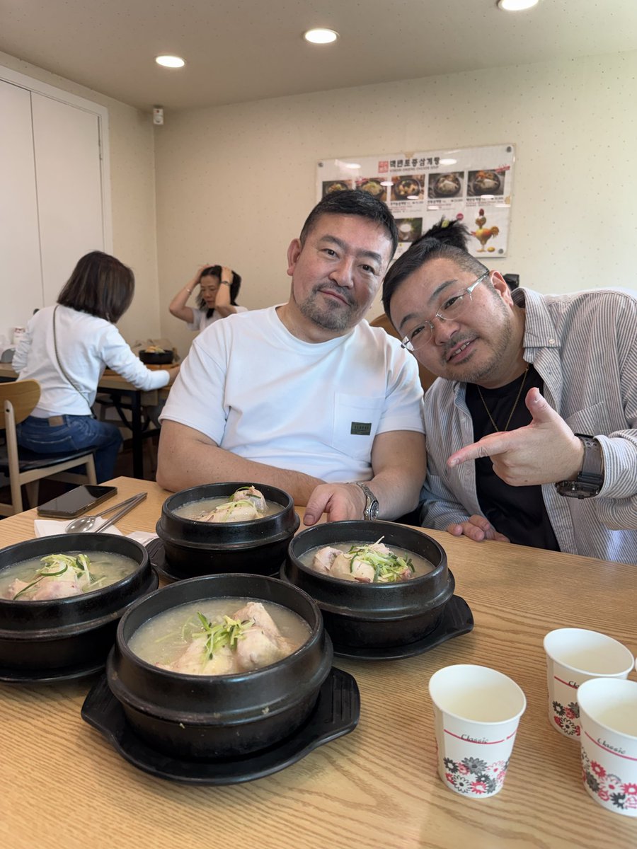 KOUTAN33's tweet photo. 参鶏湯　@百年土種参鶏湯プクチョン店 https://t.co/od7KmJMKHC