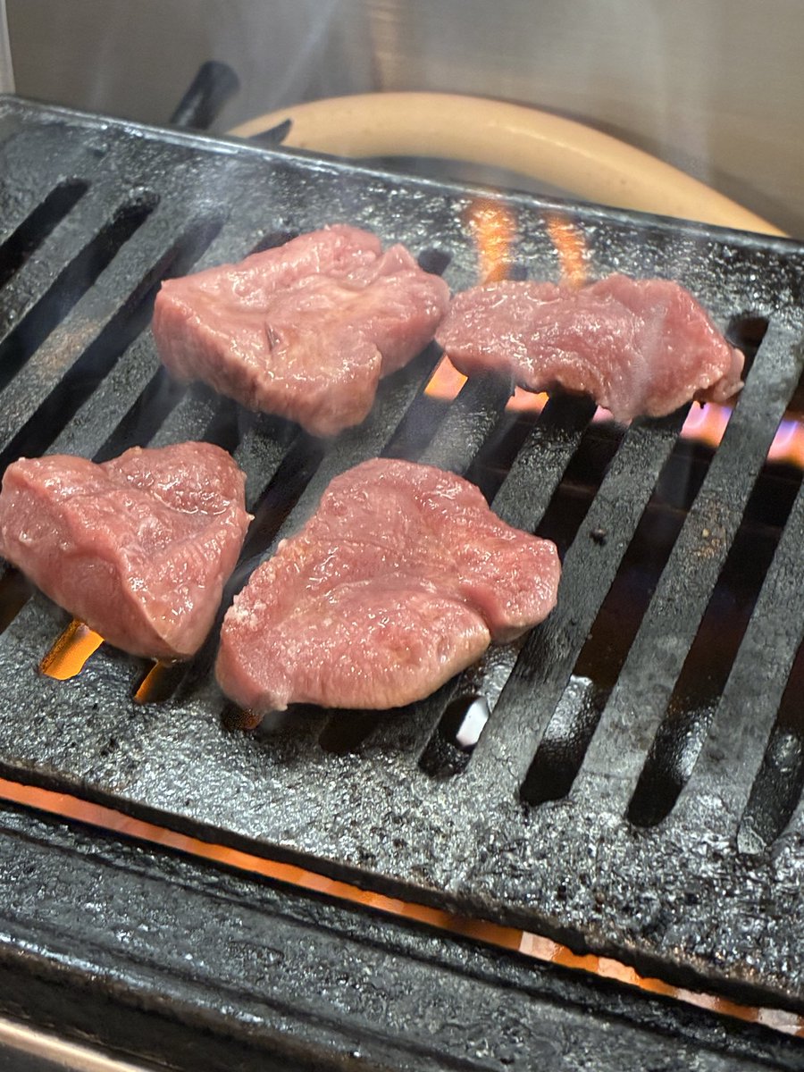 アクセルさんの日常垢 tweet media