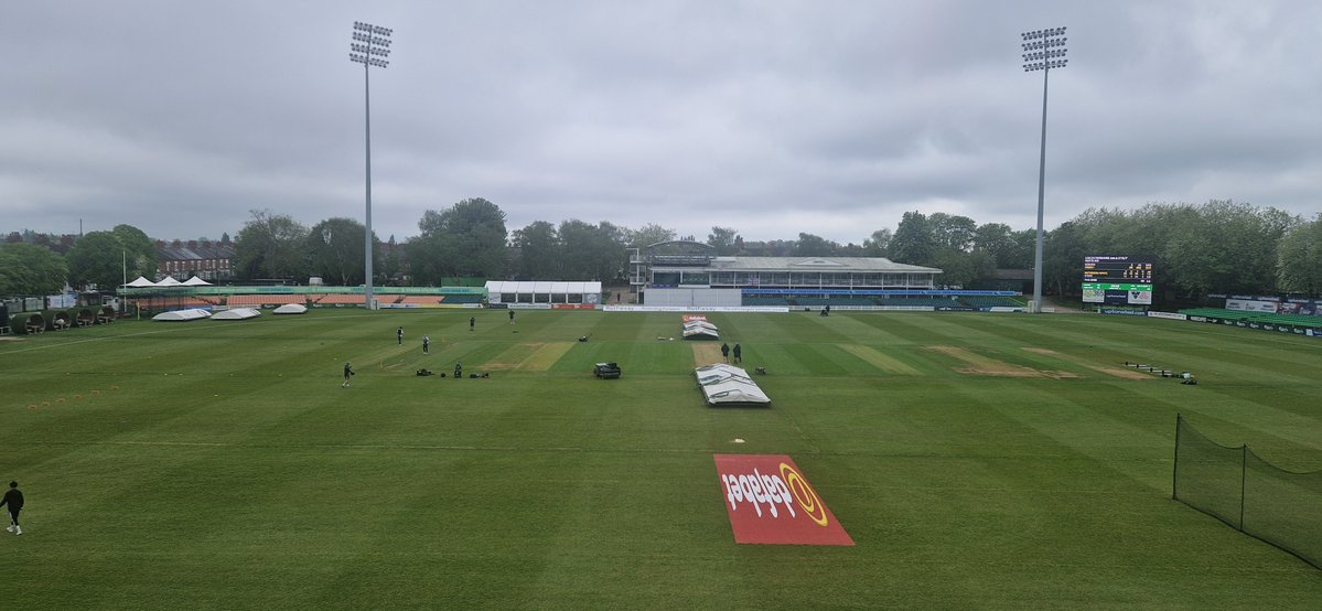 BBCRNS's tweet image. CRICKET | Good morning ahead of the final day of Nottinghamshire’s County Championship fixture away against Leicestershire. There has been light, overnight rain and it’s grey and overcast but should be dry and set for a prompt start at 11am. #bbccricket