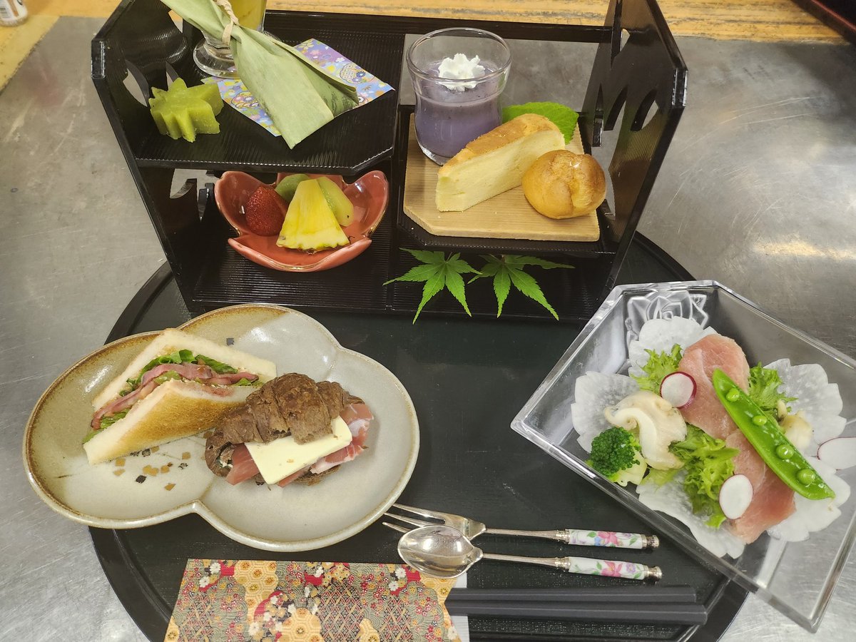 fugetsu_bekkan's tweet photo. 【アフタヌーンティー】

ゴルフラウンド終了後にご利用のお客様に提供致しました☕️

いろいろとやっておりますので是非ご相談くださいませ⛳

  #風月別館  #鳳凰ゴルフ倶楽部   #ほうおうバナナ  #フットゴルフ  #アフタヌーンティー https://t.co/d1r4qNBM5U