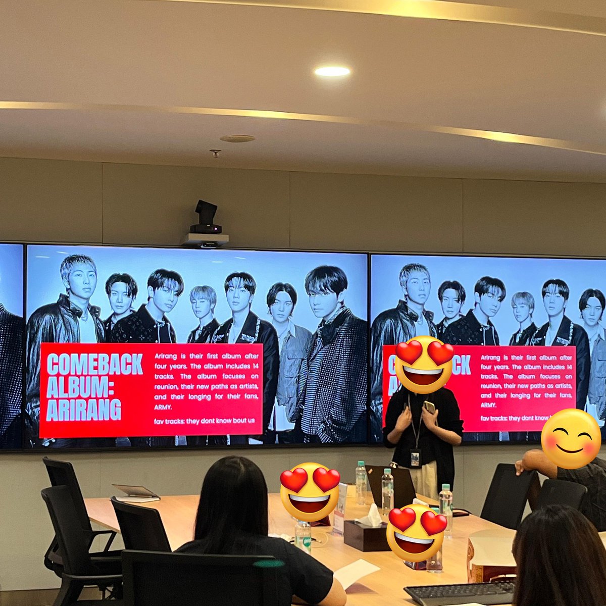 guys i introduce bts to the whole department at my workplace🥰
