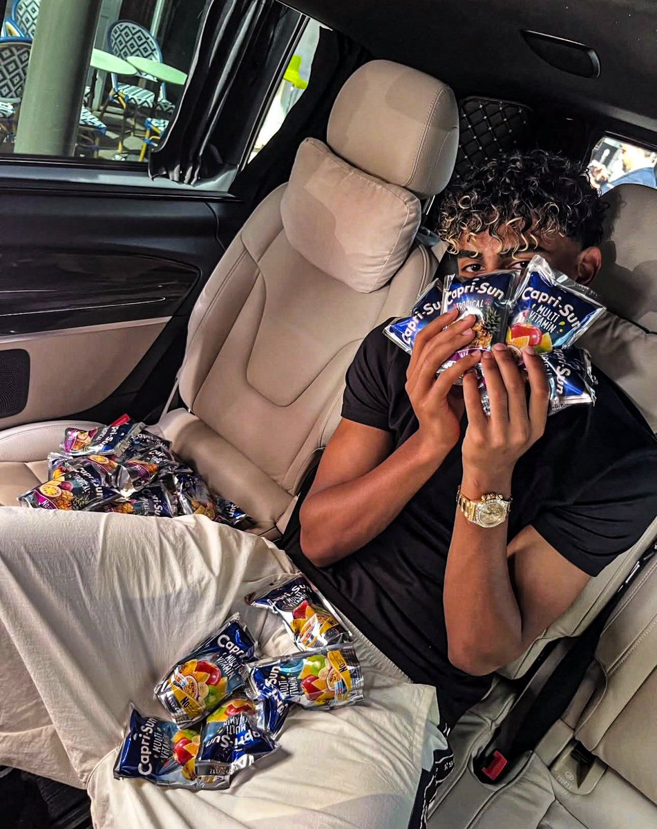 🚨📲 Fresh drop from Lamine Yamal on Instagram.
