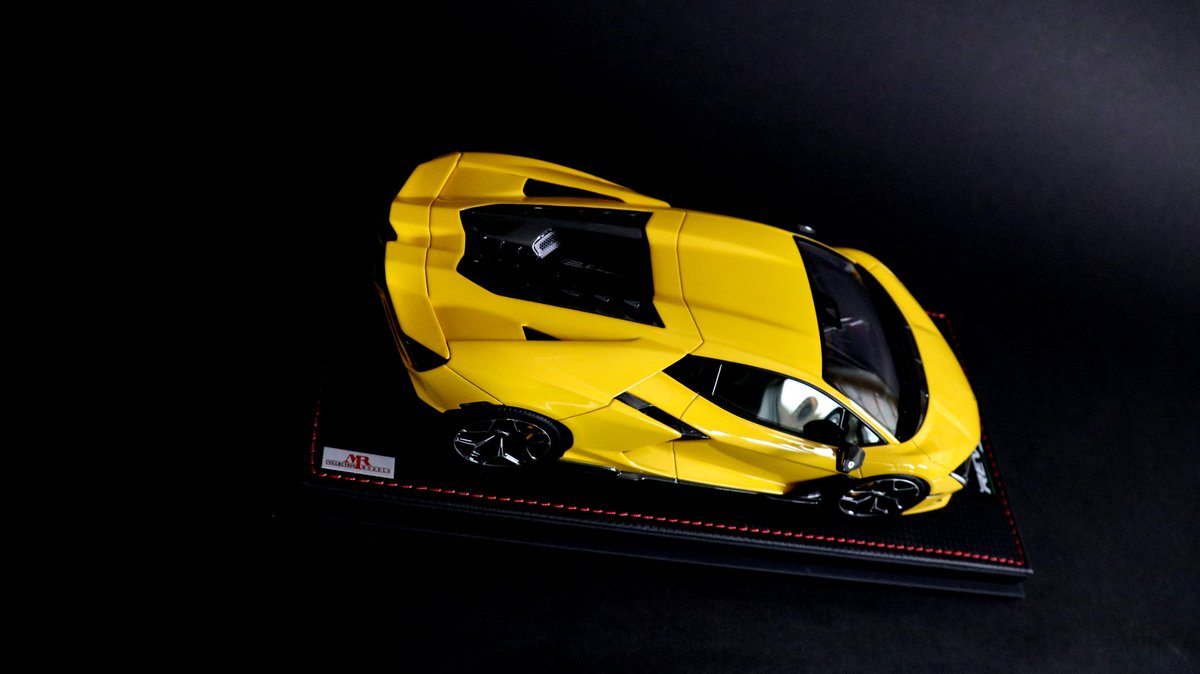 LegendMCars's tweet image. 2024 #Lamborghini Revuelto at 1:18 scale, hand-made in #Italy &amp;amp; officially licensed by Lamborghini - 09 of 49 examples in the world.
------------------------------------------------------------