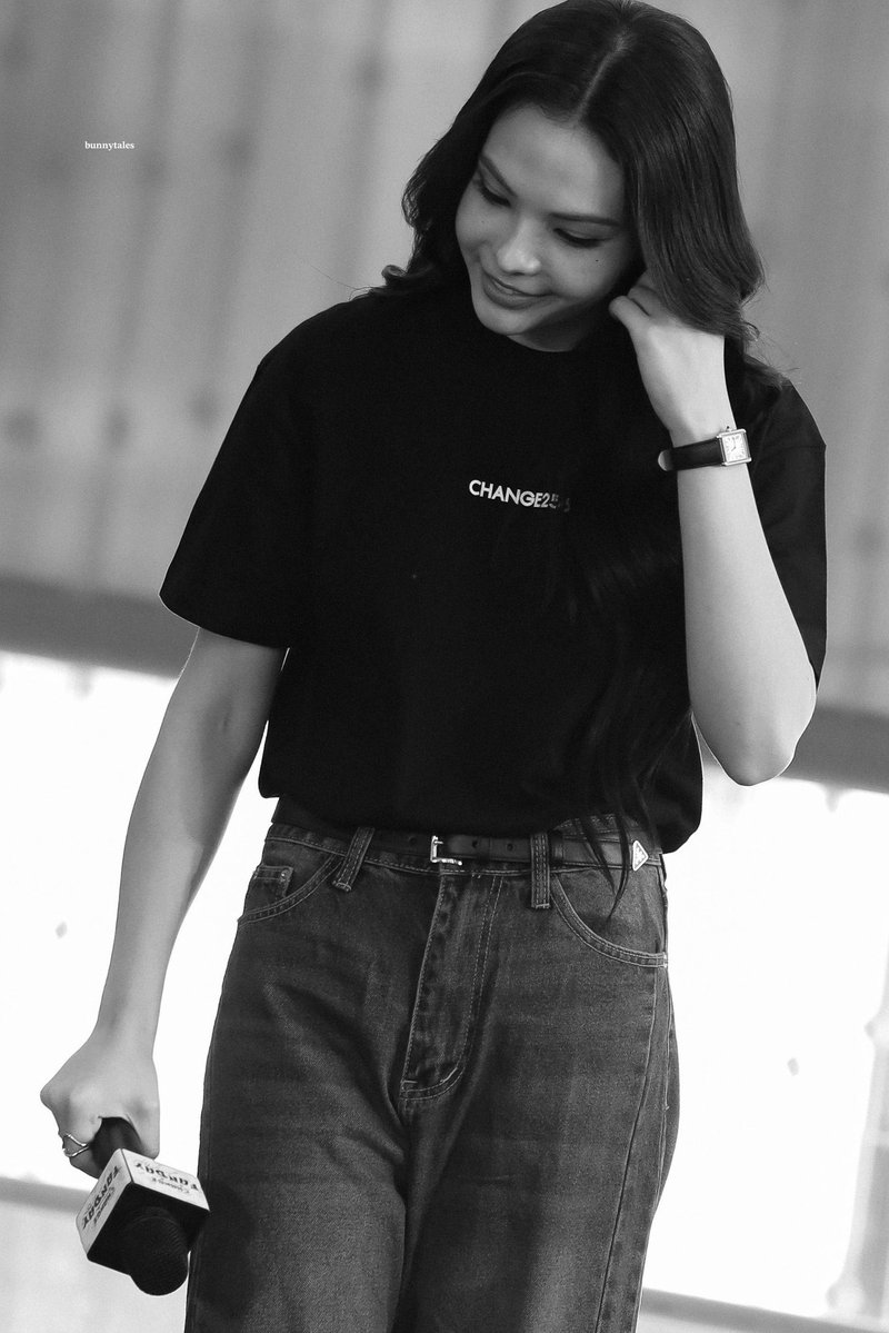 Abby🌻Hoka-G | #IFELLITSFINE tweet media