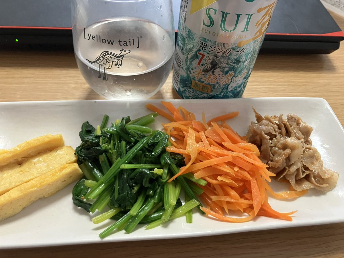 kitchenc_uber's tweet photo. 夜ご飯クイズに答えてくださった皆様、
韓国の皆様🇰🇷、
通りすがりの皆様😊
キンパ、を初めて作ってみましたー✨
お供はアジフライ🐟
子どもたちに大人気だったーー🫶
また作りたいな!
夜ご飯クイズの正解者は、コメント欄にて😊
今日も回答ありがとうございました!
楽しい夜を♡ https://t.co/FnZaryo8p3