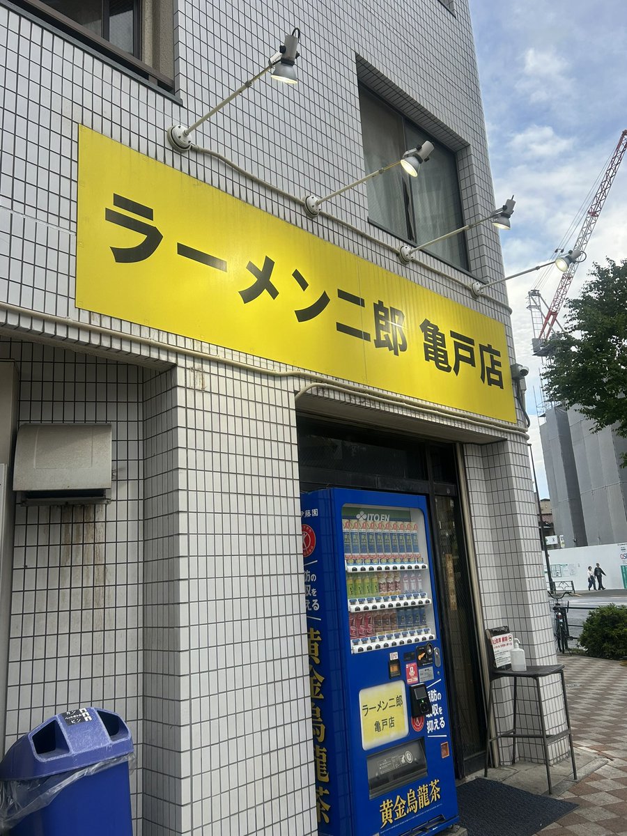 もりお tweet media
