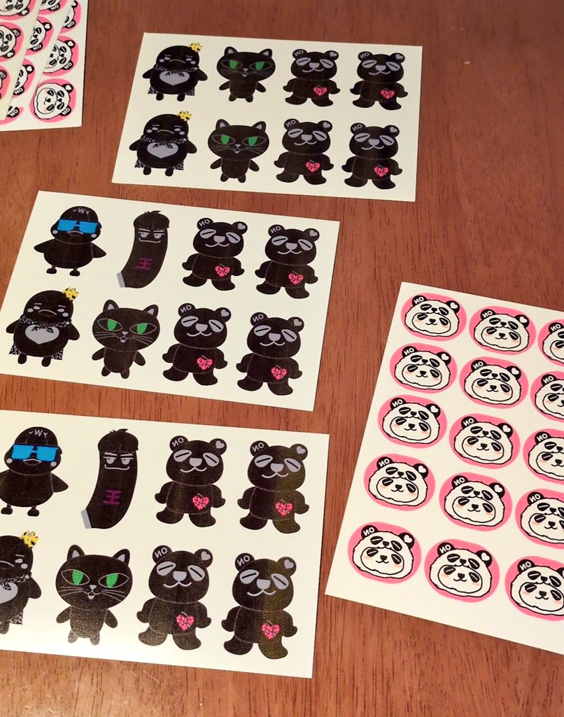 何とか形になりそうだな💕

TATTOO SEAL
ちょこっとだけどソンムル作成🎁
ほかのデザインもあるよ
💕🐼🐨😺🐥🐧🍌💕

お会い出来た方、貰ってくださいね〜✨

#2PM #투피엠
#2PM_THE_RETURN
#THE_RETURN_TokyoDome