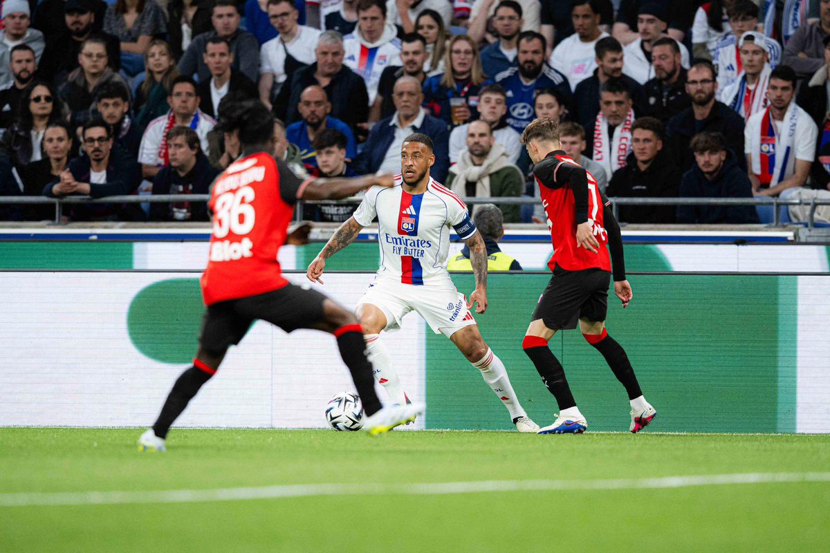 Corentin Tolisso tweet media