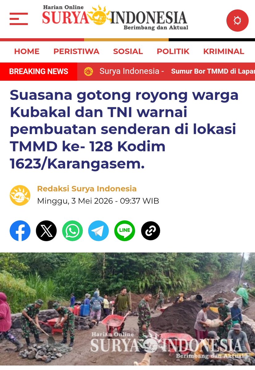 boy31614's tweet photo. Setiap desa harus hidup damai. Tiap wilayah harus damai. Bersama TNI Kita mewujudkan itu tak motto, tapi sasaran pelaksanaan harian.

Hadirkan Rasa Aman https://t.co/xa5z43hdr1