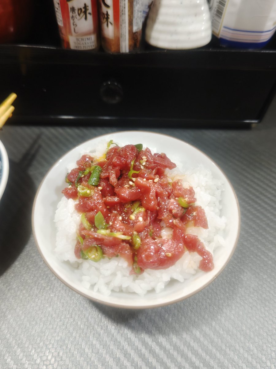 あろえ tweet media