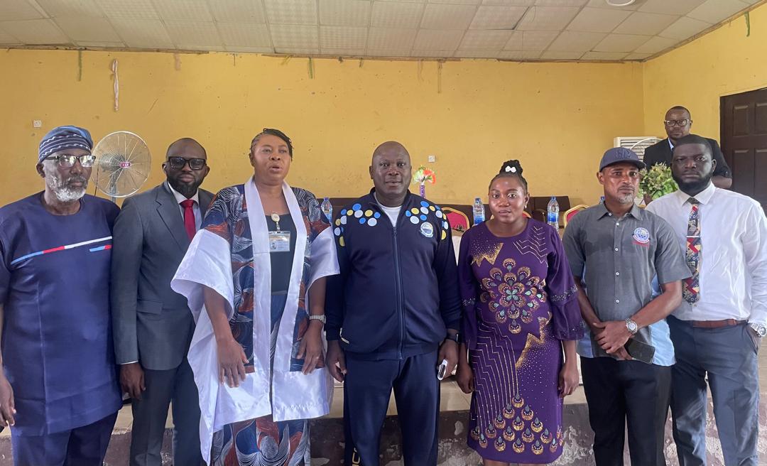 HumanCapitalP's tweet photo. Last weekend, our team visited the Lagos State University of Education to talk to final-year students about job prospecting.

We also shared some of our online preparatory courses designed to help students better prepare for their future careers.

 https://t.co/qPdrm5TKGI https://t.co/cq6A4LN3MQ