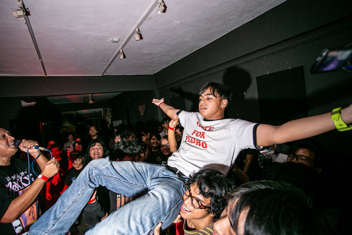 playburst's tweet photo. Collective catharsis in Moutou on May 1st!

Been a while since we last played a show because, you know, life &amp; stuff, so to return to the stage and feel this much love from y’all is truly something special. https://t.co/T8B5WExnDN