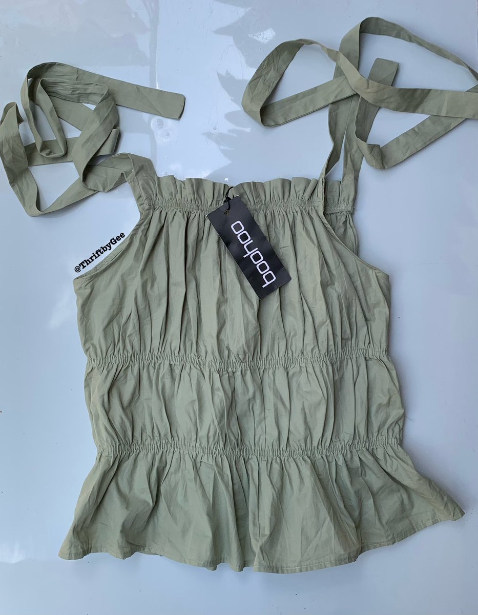 ThriftbyGee👙👚👗 tweet media