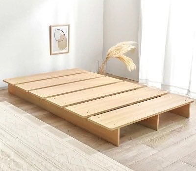 yukiyan33678's tweet photo. 「これどこの？」って絶対聞かれるベッド、まさかのニトリ。
ロースタイルで部屋が広く見えて、サイドがテーブル代わりになるとか優秀すぎ。 https://t.co/JZ20xEF3Xr