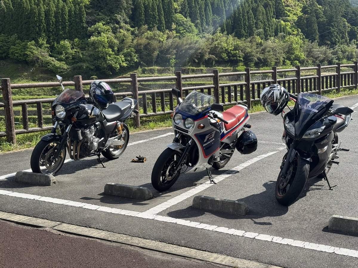u_k_15's tweet photo. 阿蘇ツーお疲れした！ https://t.co/zsURXco2sa