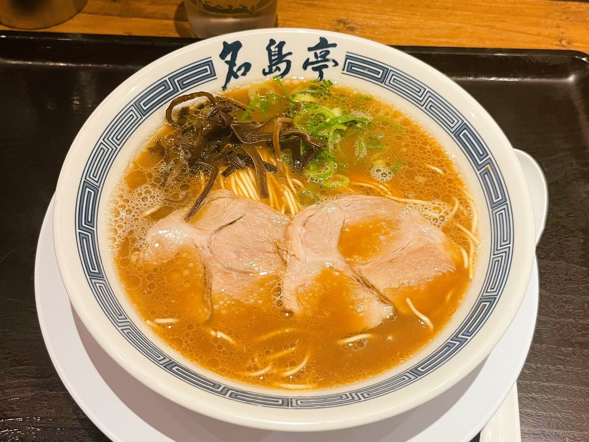 あや tweet media
