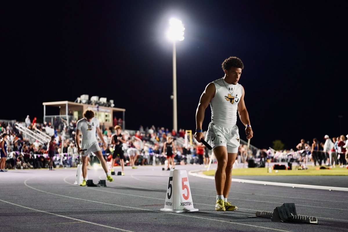 reeds340's tweet photo. @RyReed_2 with a  4 x🥇 day. Regional champ in 100M &amp; LJ, Anchored the 4x2 and popped a 49 Split out of blocks in 4x4💪🏻@ArmyWP_Football @ArmyWP_TrackXC @CoachGraupmann @Coach_romero18 @Texas1AFan @TXMileSplit @TrackTownUSA @Texas_HS_Sports @dctf @TexasTrackDad https://t.co/THduBzB2O2