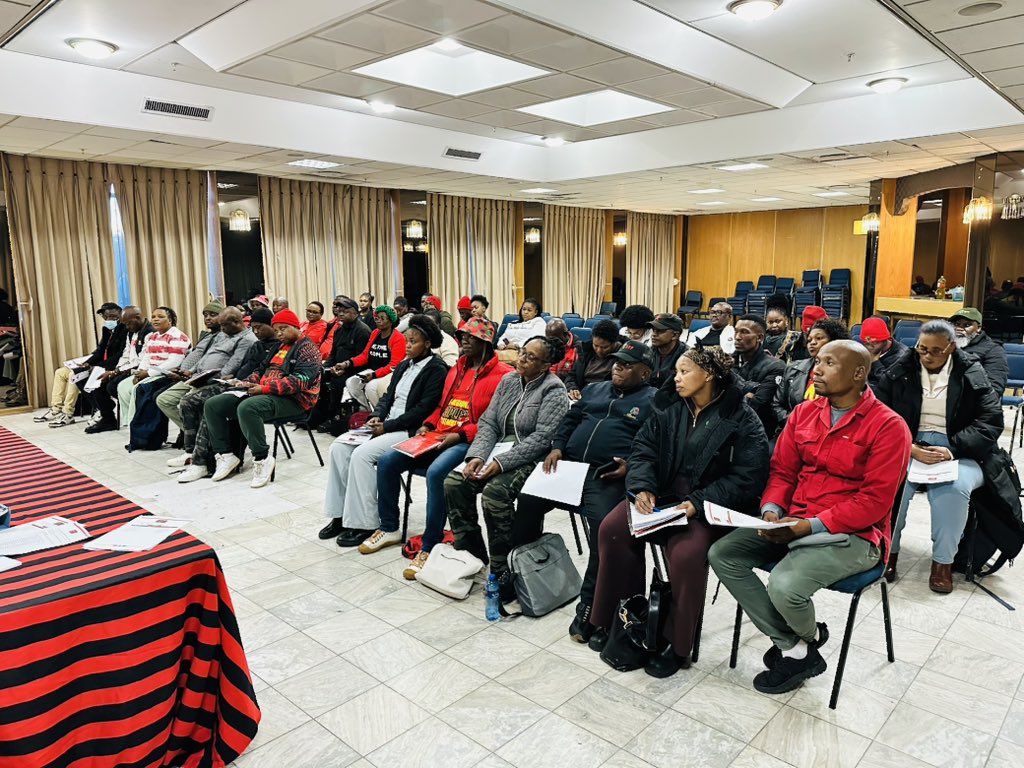 EFF_FreeState's tweet photo. 📍Happening Now📍

EFF Deputy President @GardeeGodrich addressing EFF Free State PETF meeting.

-The battle ahead requires all soldiers to be on the ground. Let’s go to the ground Fighters.

Visit: https://t.co/tIKGcH1qOE and follow the simple steps to complete your registration. https://t.co/Fw1XCdpbZi