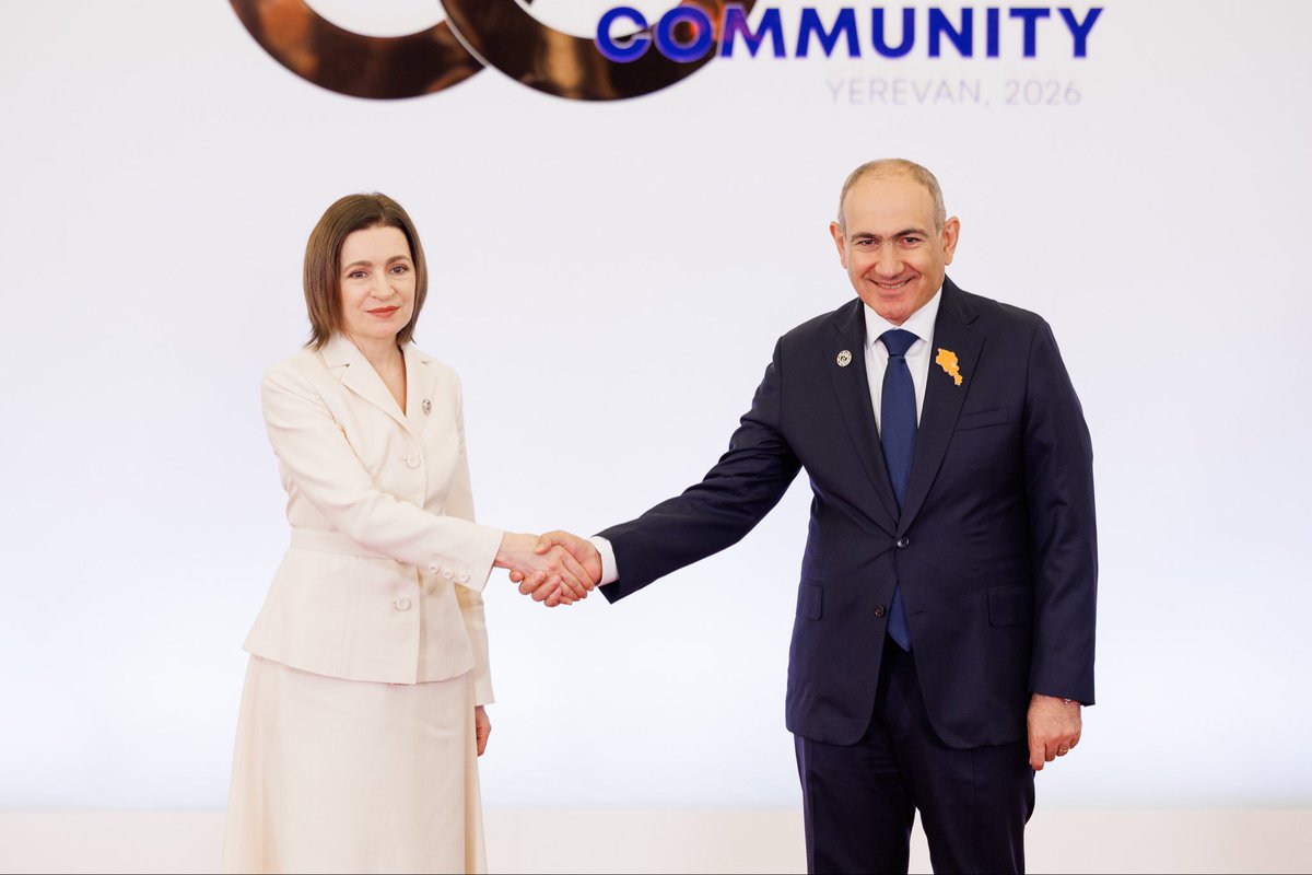 At the summit of the European Political Community in Yerevan: making the case for Moldova’s place in Europe, strengthening security cooperation, and joining forces to tackle drug trafficking across Europe. 

Grateful to <a href="/NikolPashinyan/">Nikol Pashinyan</a> for bringing us together.