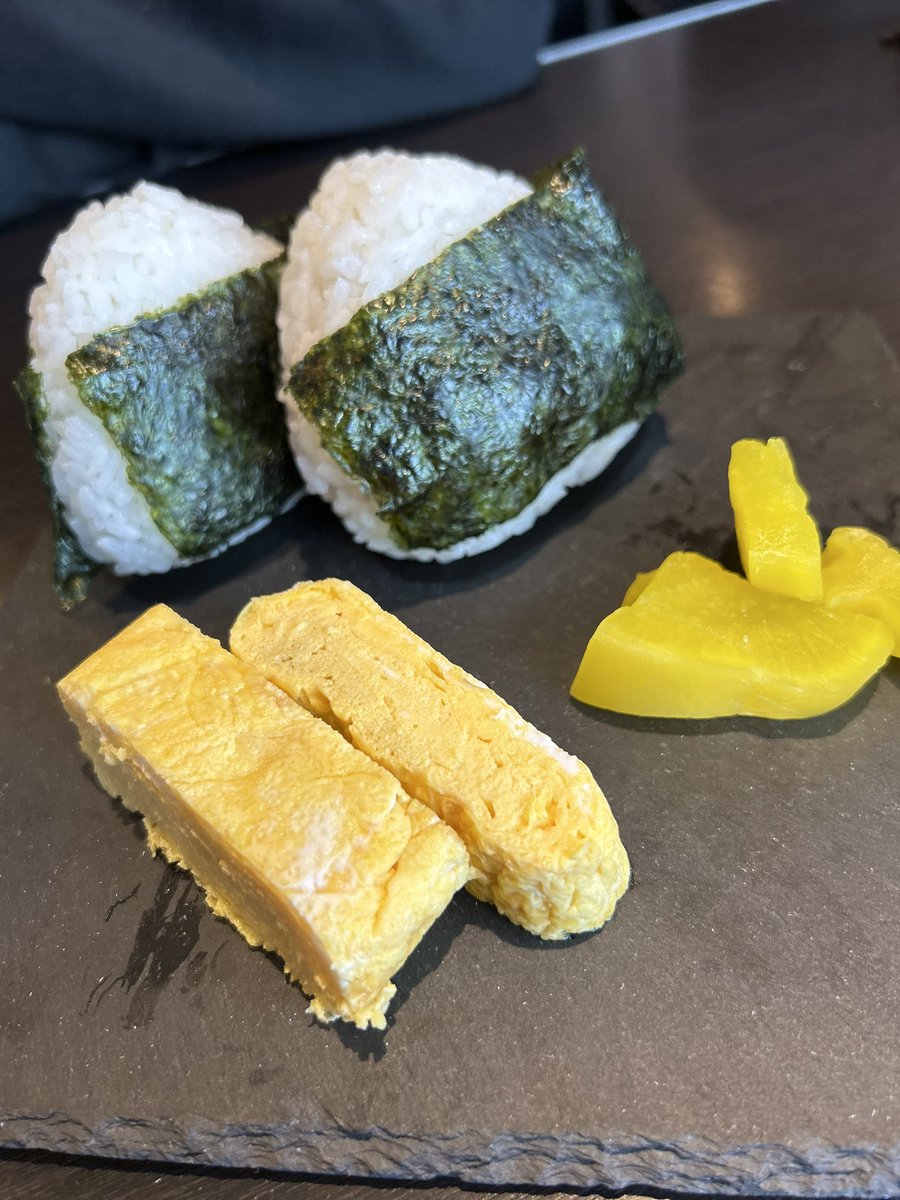 むすびもぎゅ🍙@デビエンメイド tweet media