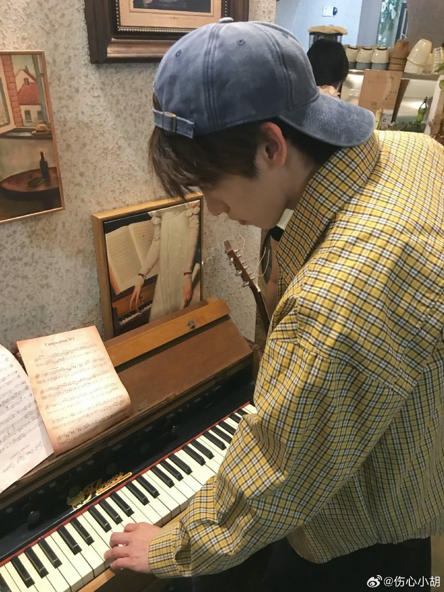 girlseayou's tweet photo. Hu yiyang update
Itu pas makan kenapa ekspresinya gitu bgt 
#twinkleloveinwinter #hyy https://t.co/Ma6D91W3Y8